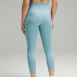 Lululemon NWT Wunder Train High Rise 25" Legging size 6